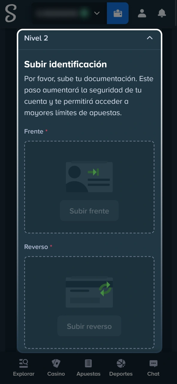 Subí una foto de tu documento de identidad para verificar tu cuenta en Stake.